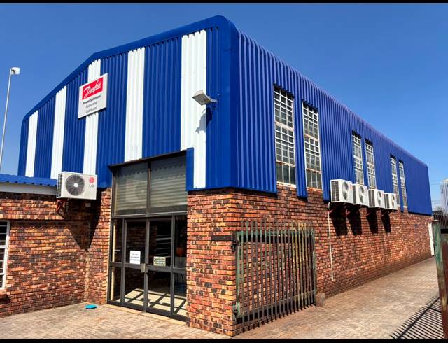 200M² WORKSHOP FOR SALE IN DUNCANVILLE